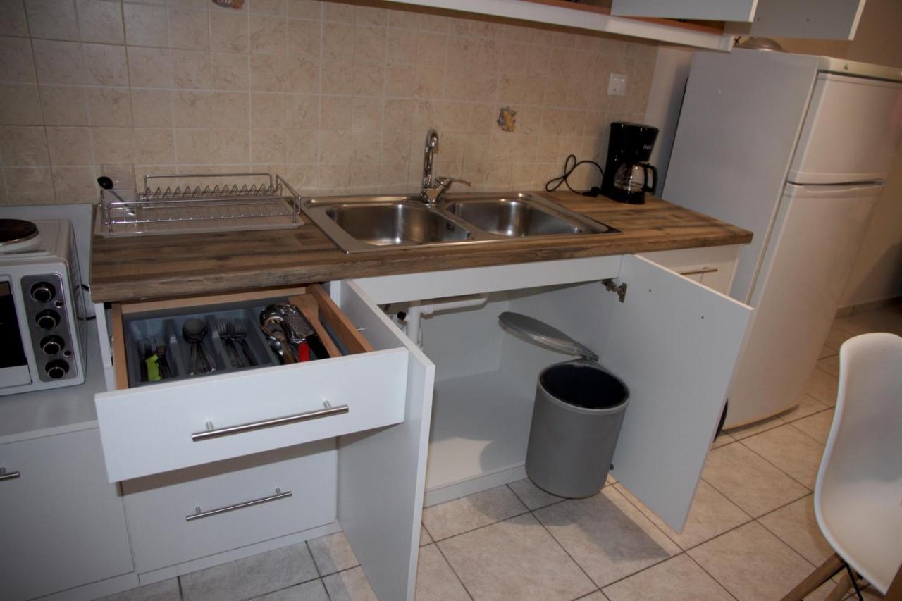 Modern Apartment In Καλαμάτα Εξωτερικό φωτογραφία